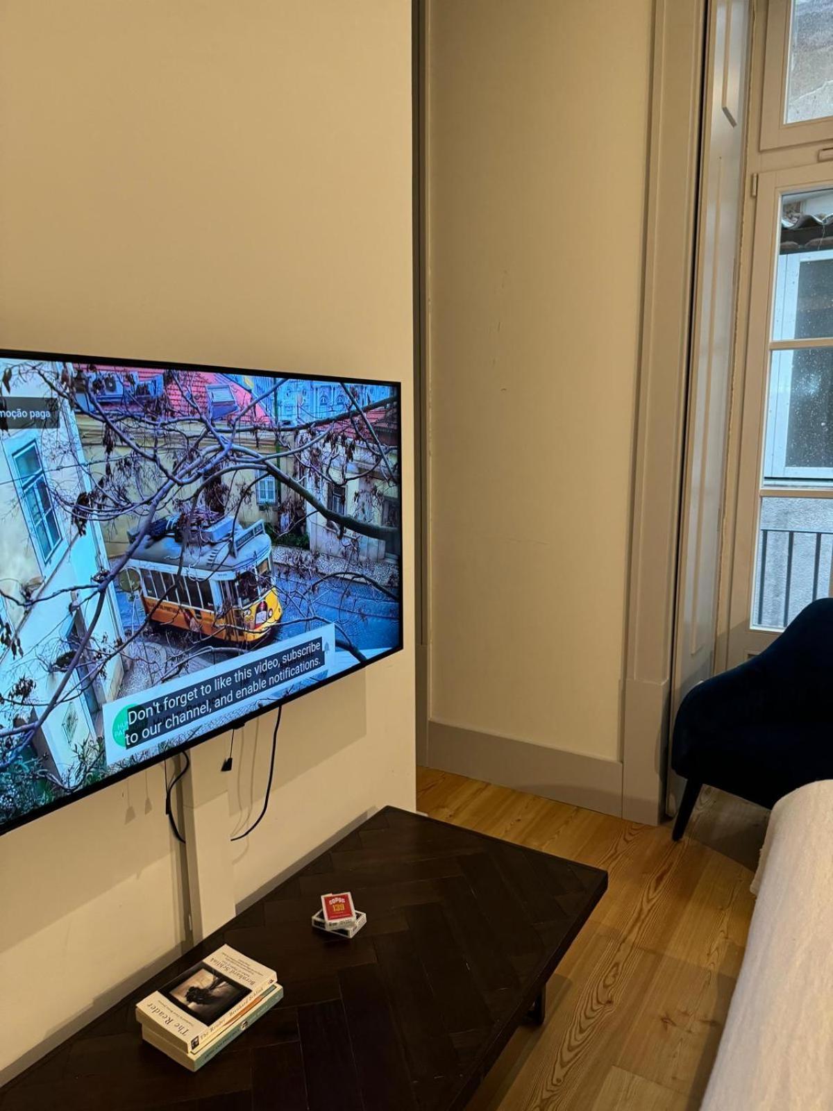 Double With Private Wc In Shared House In Downtown Privatunterkunft Lissabon