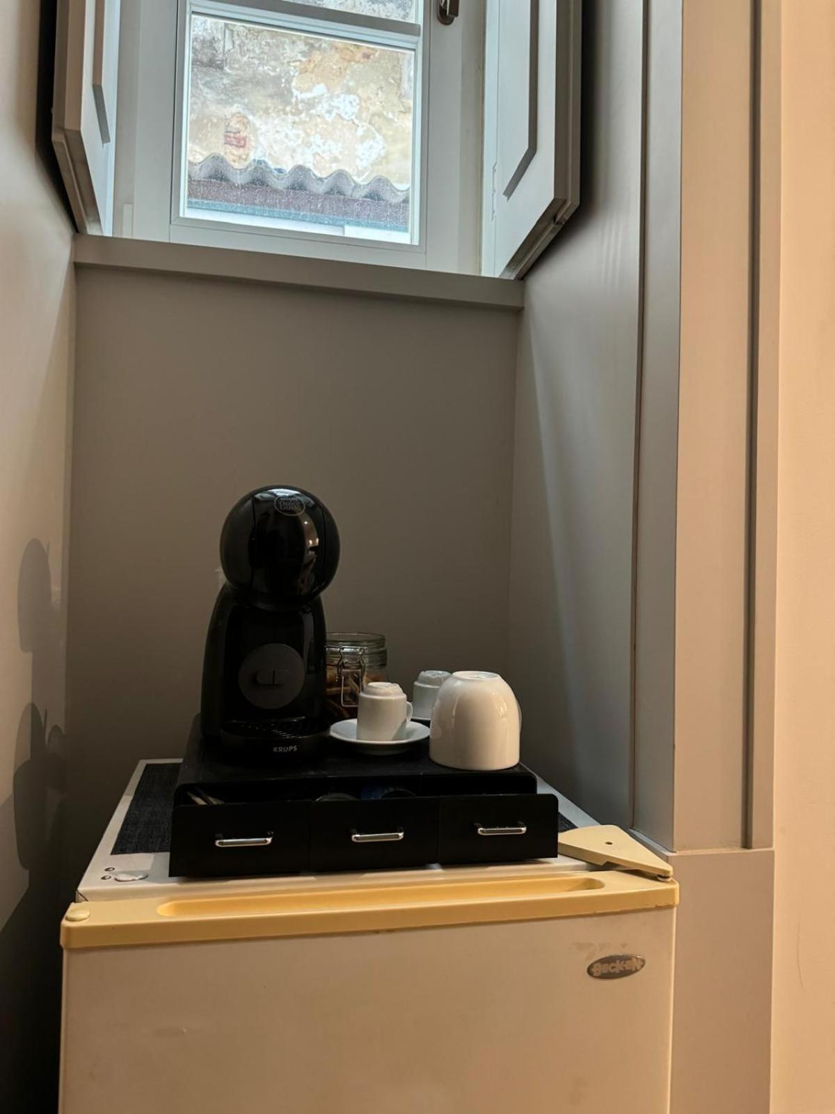 Privatunterkunft Double With Private Wc In Shared House In Downtown