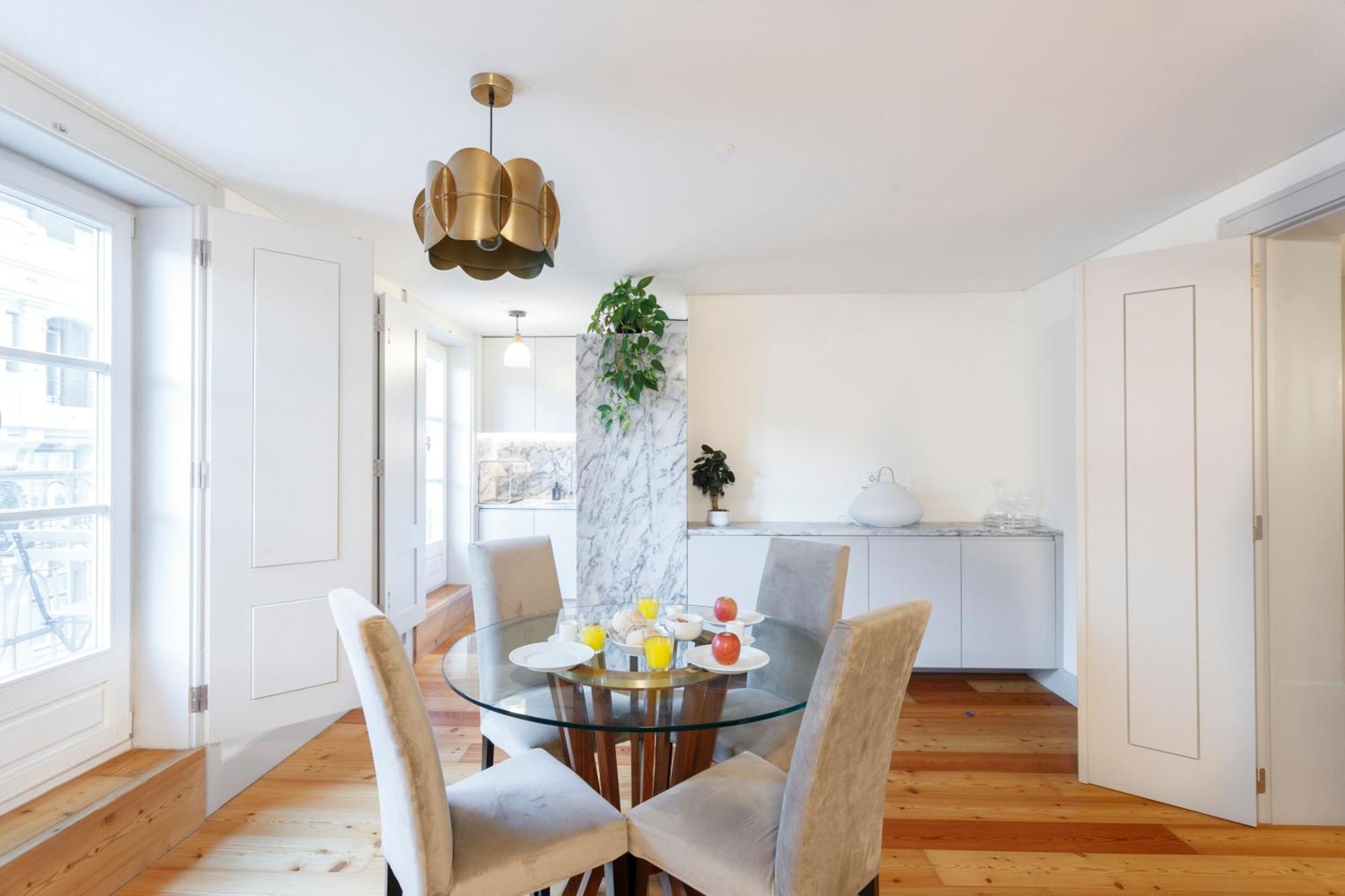 Double With Private Wc In Shared House In Downtown Privatunterkunft